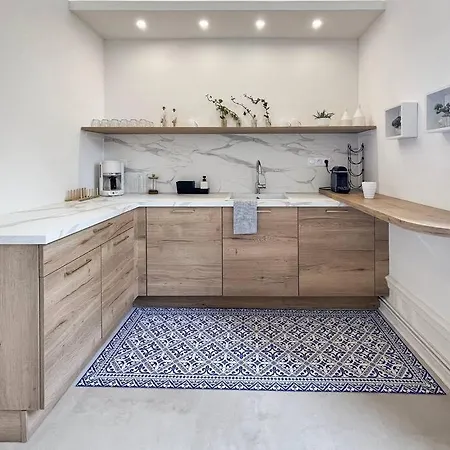 Lägenhet Les Trois Cherubins Centre Terrasse Parking Privatif